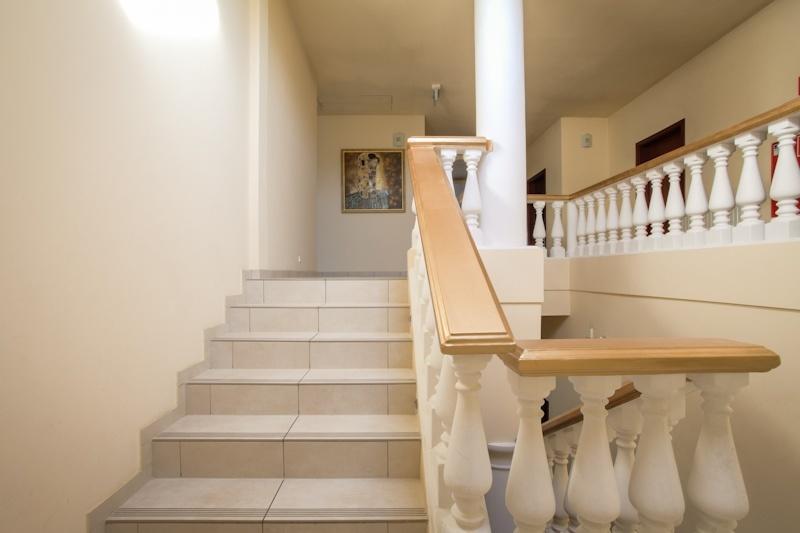 ריבניק Hotel Korona מראה חיצוני תמונה