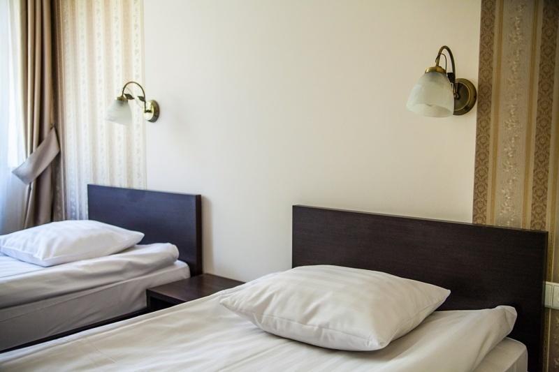ריבניק Hotel Korona חדר תמונה